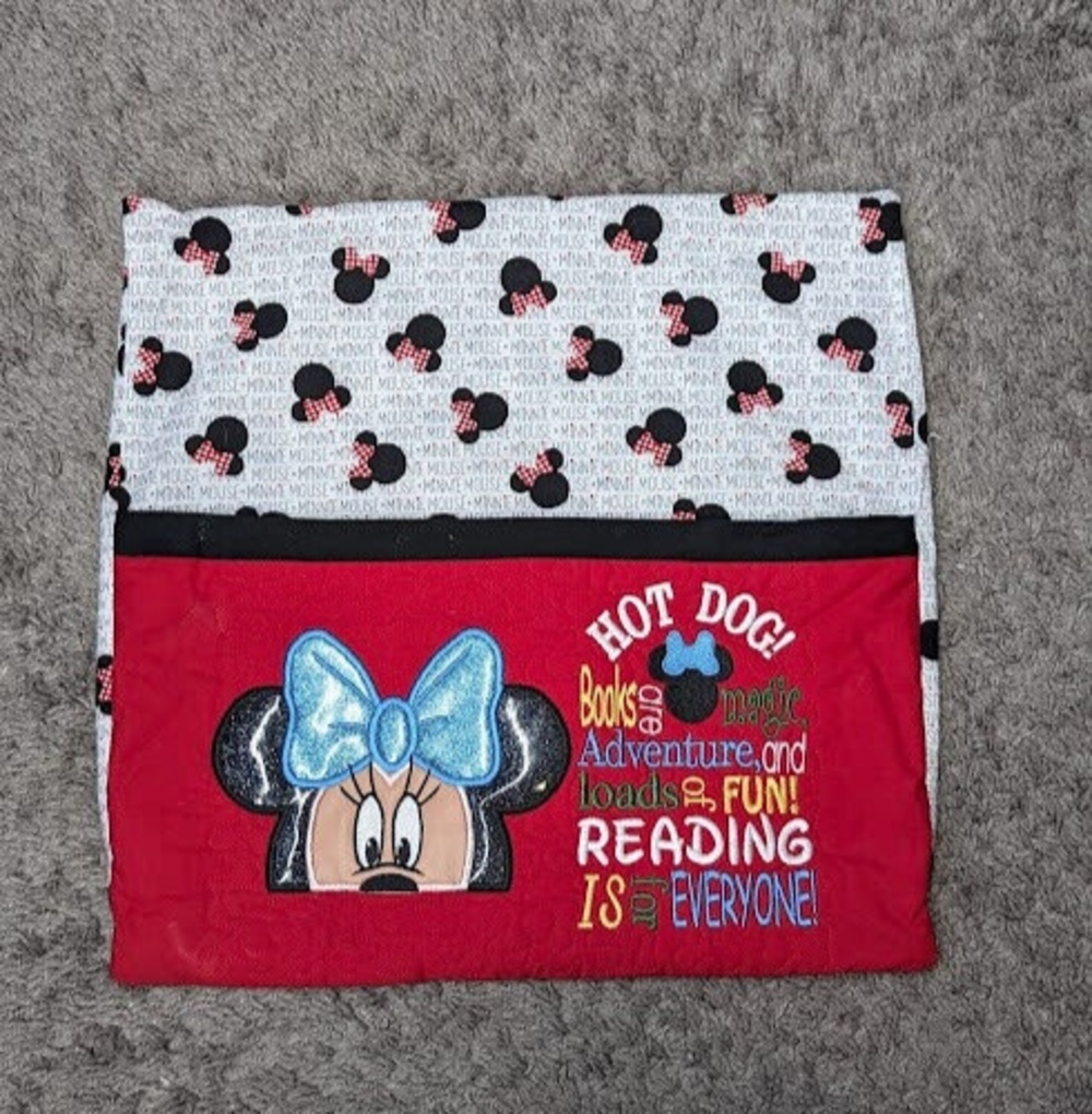 Minnie Mouse Reading Book Pocket Throw Pillow Cover ~ 15" x 15"